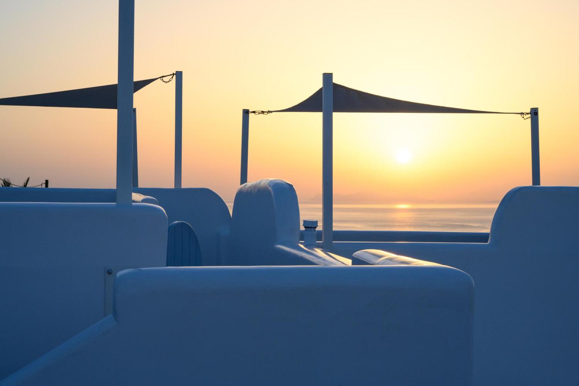 אויה Sole D'Oro Luxury Suites מראה חיצוני תמונה