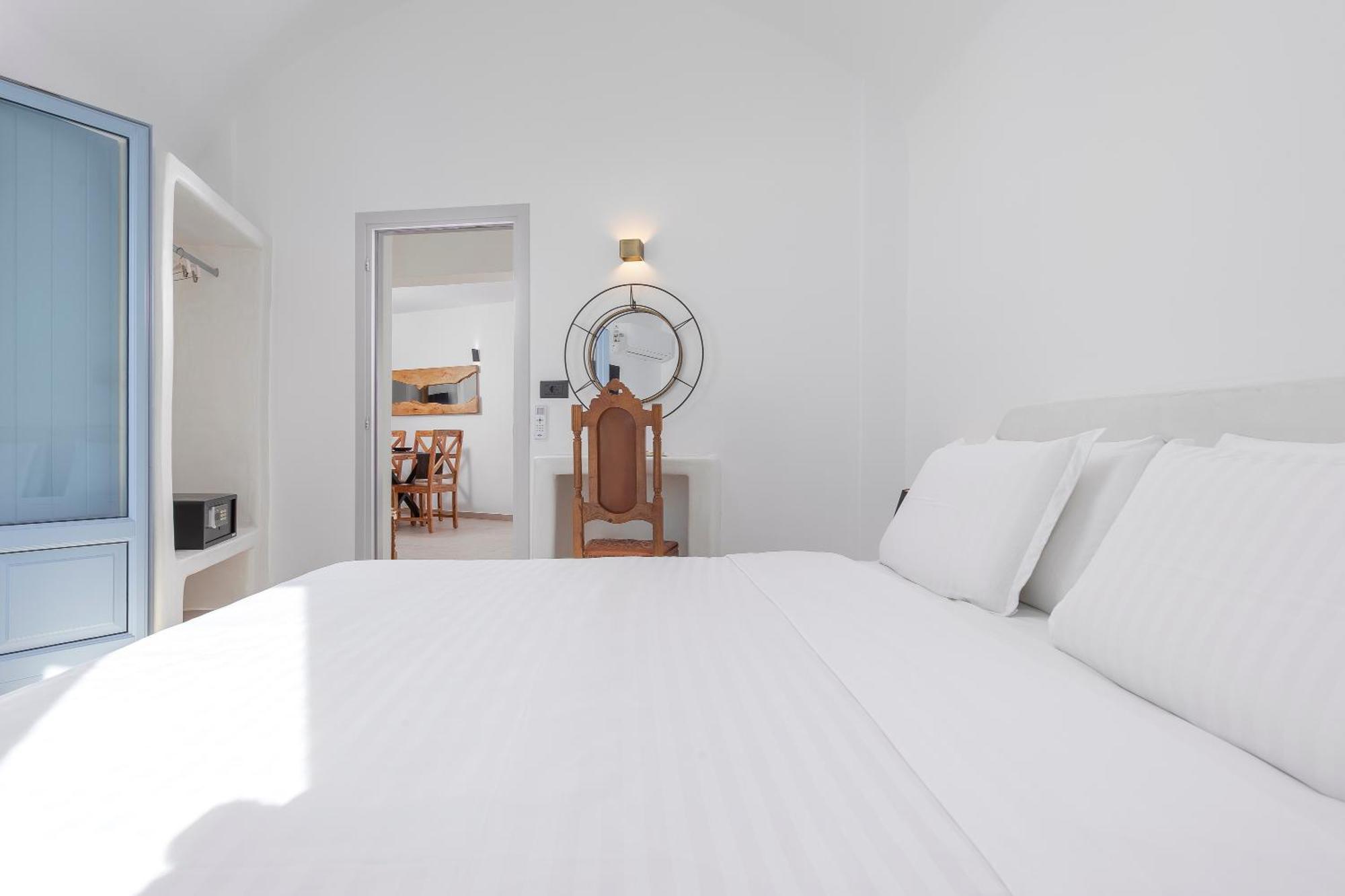 אויה Sole D'Oro Luxury Suites חדר תמונה