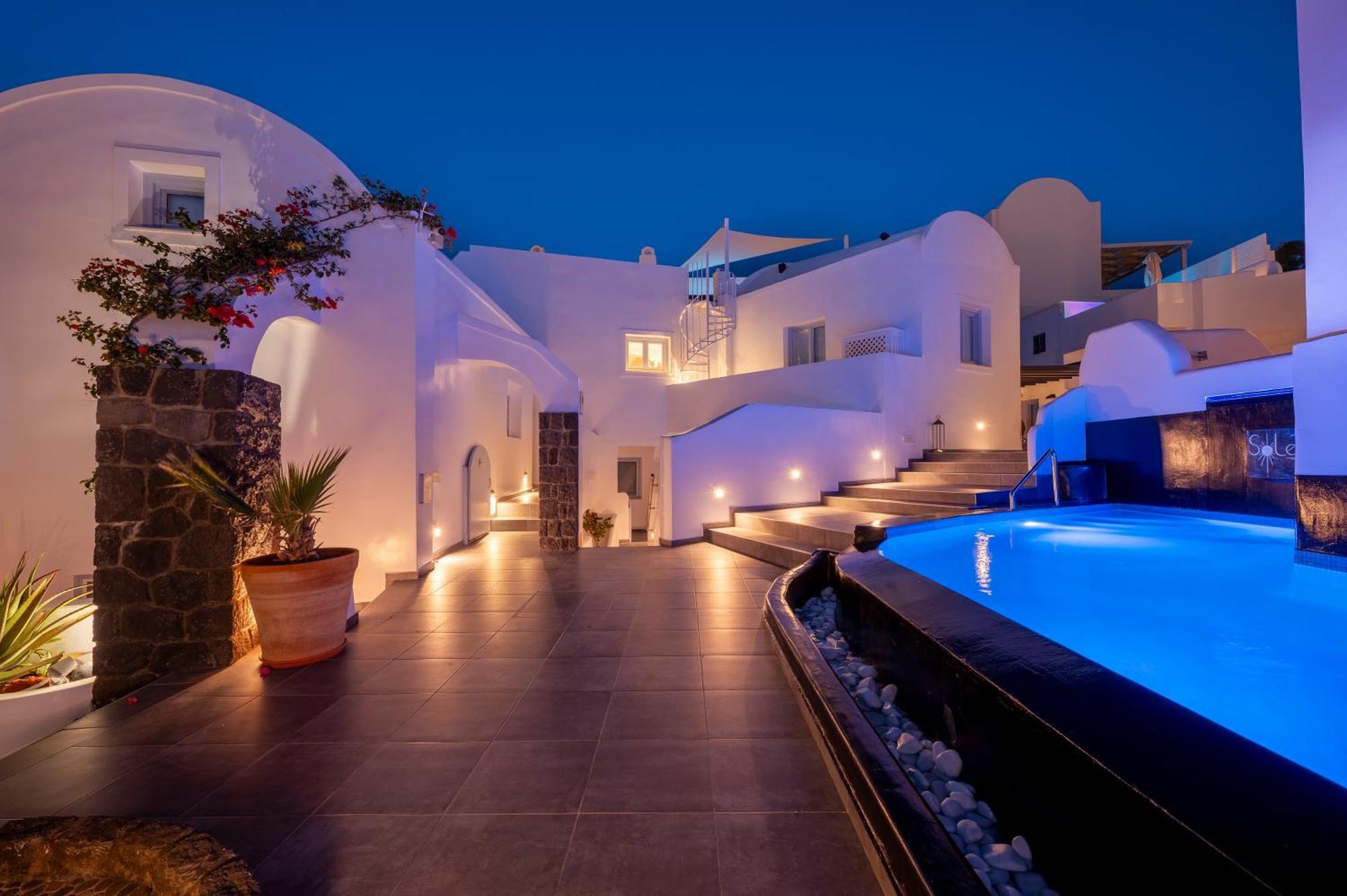 אויה Sole D'Oro Luxury Suites מראה חיצוני תמונה